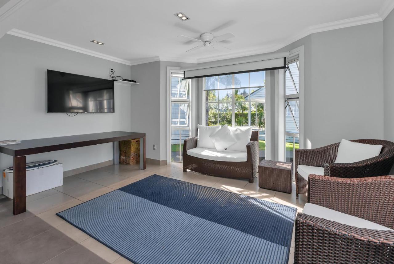Russell Cottages - Russell Holiday Home المظهر الخارجي الصورة